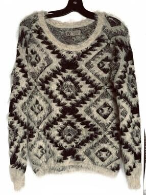 Nevada Aztec Style Fuzzy Knit Sweater Black Cream Long Sleeve Pullover - M